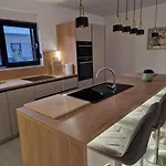 Bella Dona Kaštela