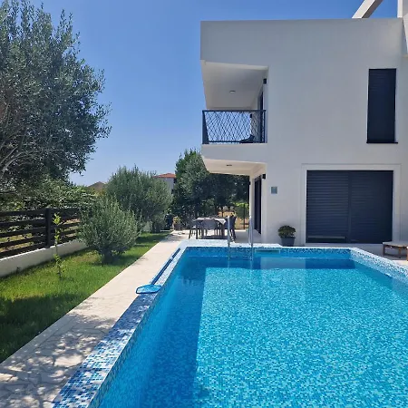 Bella Dona Villa