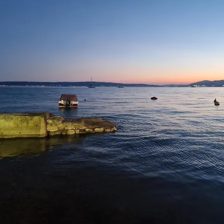 Bella Dona * Kastela