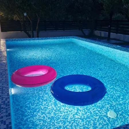Bella Dona Villa Kastela